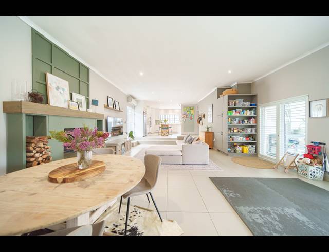 3 BEDROOM HOUSE FOR SALE IN BEACON BAY